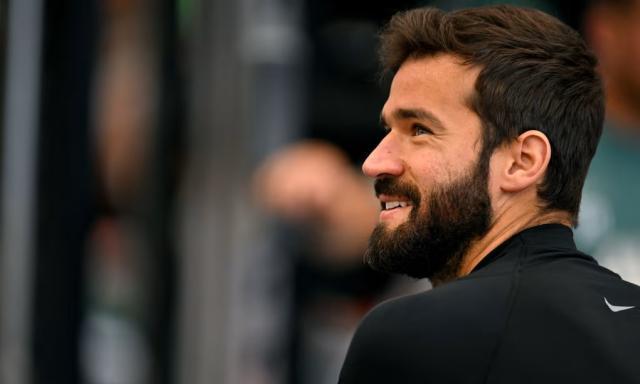 V体育官网-阿利松表示自己依然年轻 利物浦还继续买门将吗？